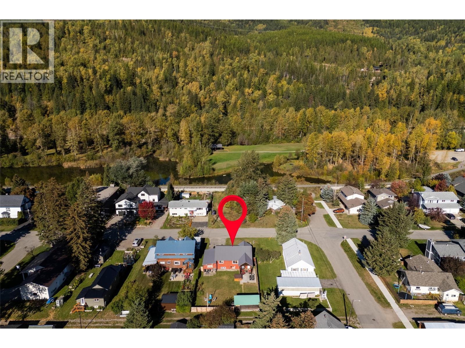 862 11th Avenue, Fernie, British Columbia  V0B 1M0 - Photo 4 - 10364164