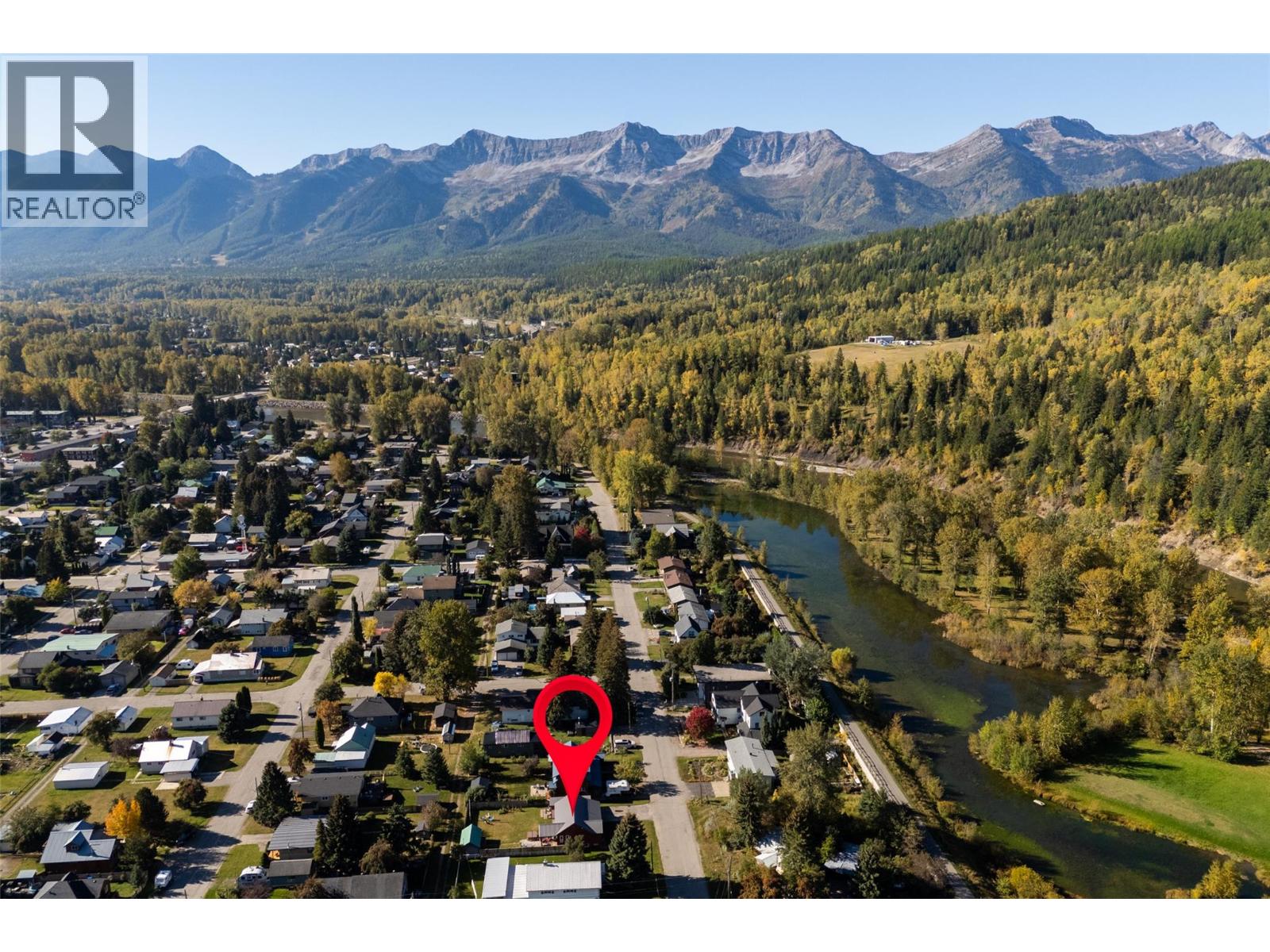 862 11th Avenue, Fernie, British Columbia  V0B 1M0 - Photo 3 - 10364164