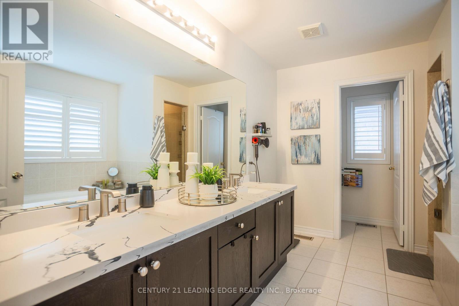 72 Pelister Drive, Markham, Ontario  L6E 0M7 - Photo 25 - N12426182