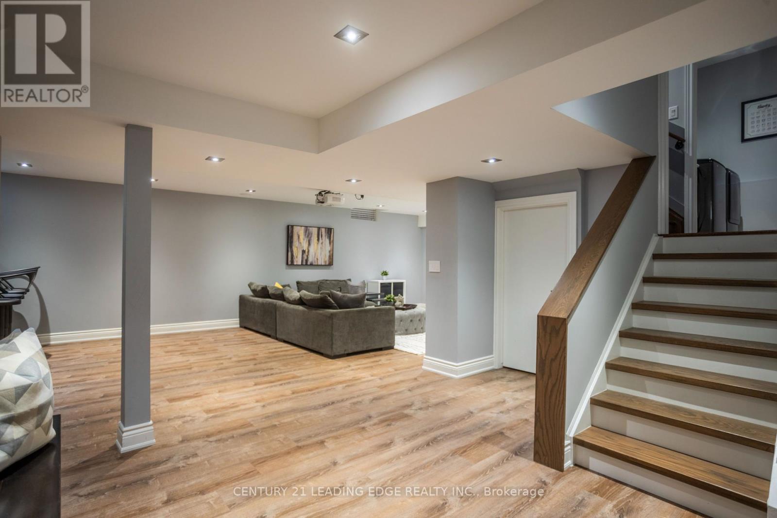 72 Pelister Drive, Markham, Ontario  L6E 0M7 - Photo 39 - N12426182