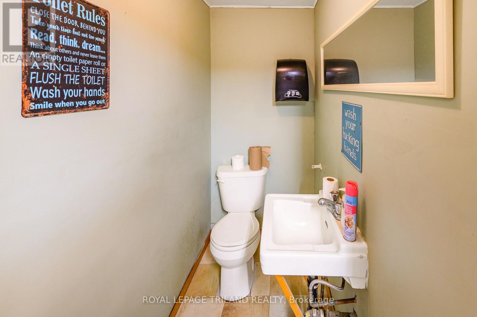 288 King Street S, Chatham-Kent, Ontario  N0P 1T0 - Photo 25 - X12427472