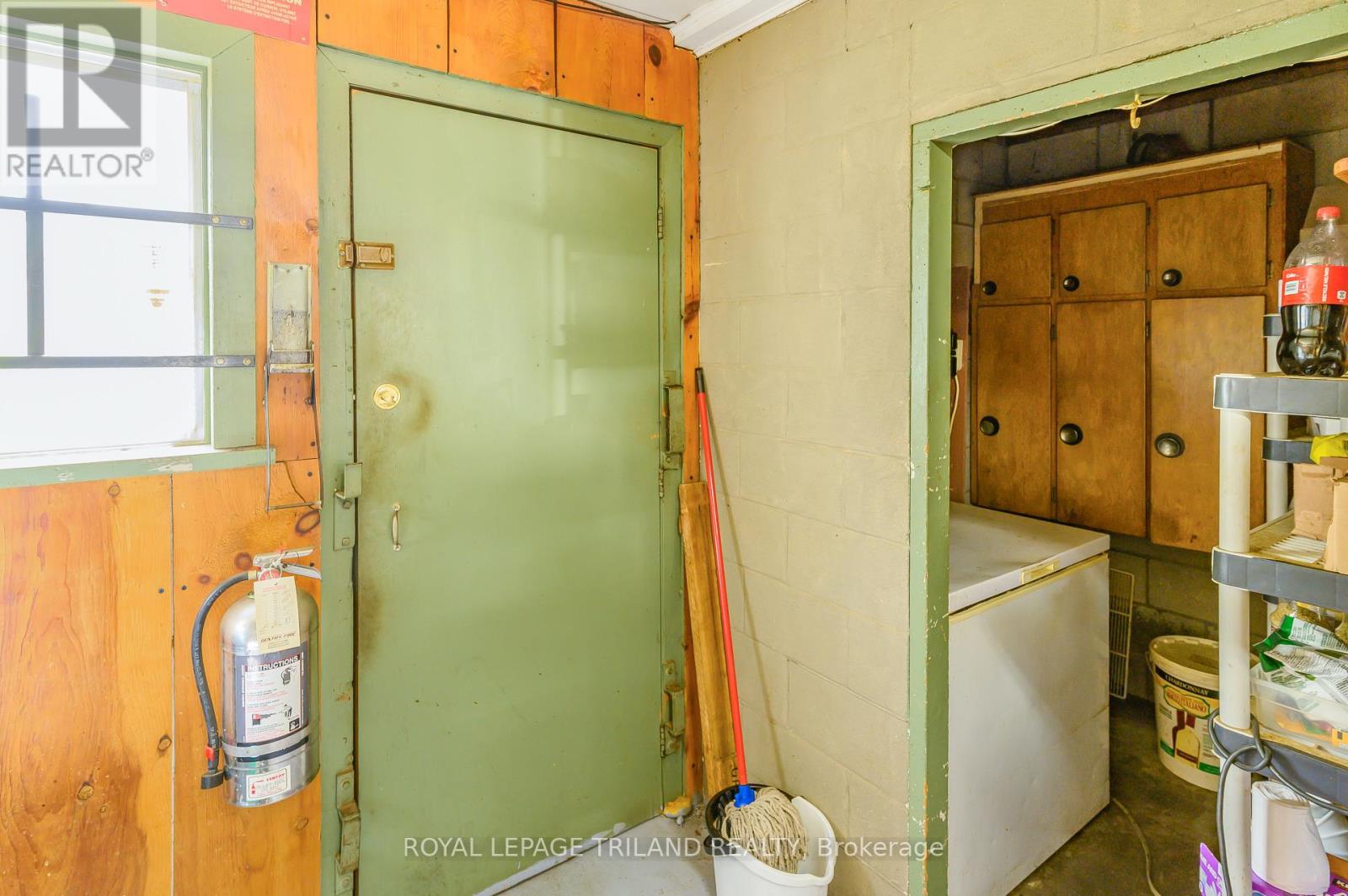 288 King Street S, Chatham-Kent, Ontario  N0P 1T0 - Photo 35 - X12427472