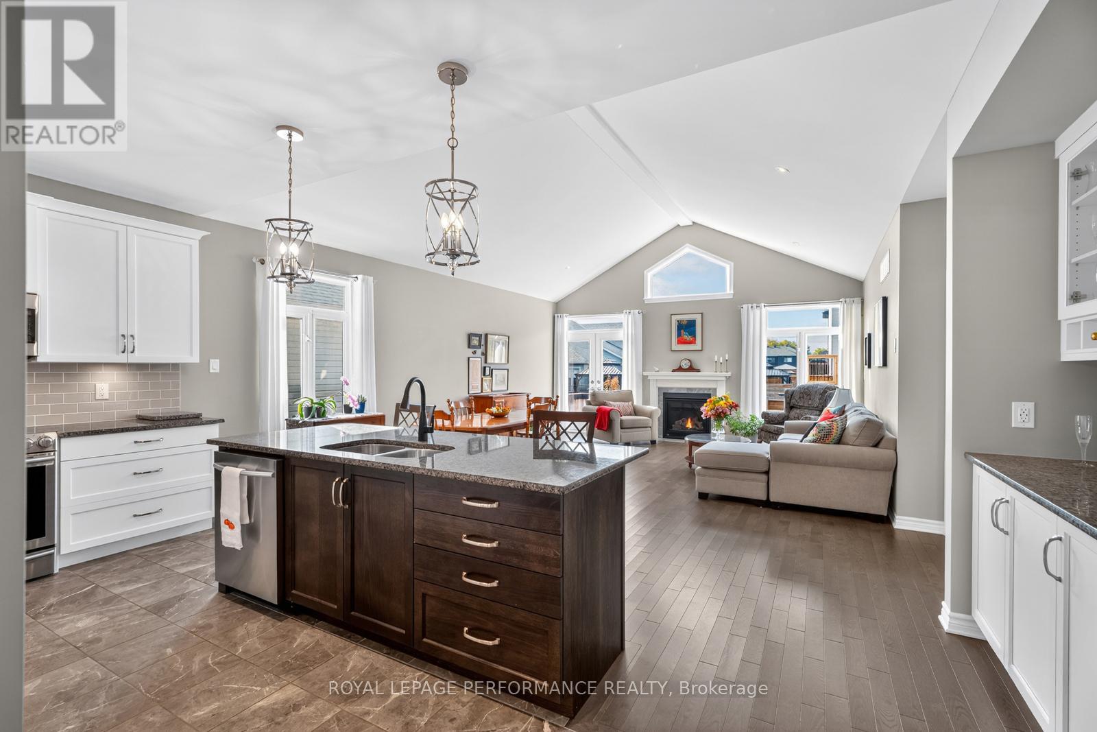 88 Des Rails Street, Clarence-Rockland, Ontario  K4K 0K2 - Photo 11 - X12427471