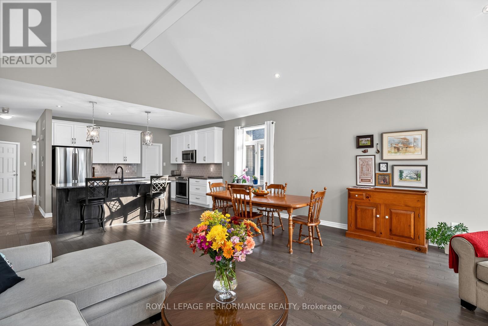 88 Des Rails Street, Clarence-Rockland, Ontario  K4K 0K2 - Photo 15 - X12427471