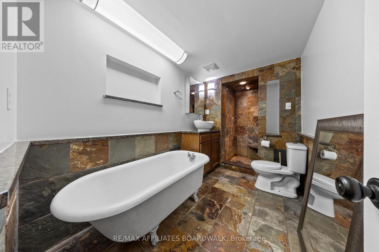 326 Black Bass Bay Road, Drummond/north Elmsley, Ontario  K7C 3C8 - Photo 21 - X12427491