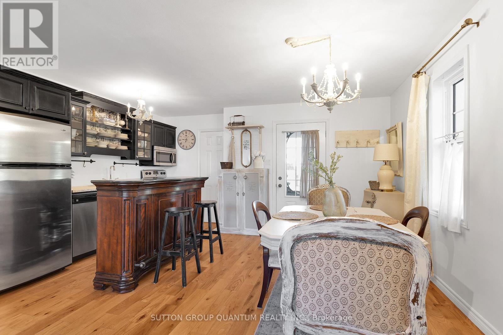 442 First Concession Road, Norfolk, Ontario  N0E 1M0 - Photo 21 - X12427377