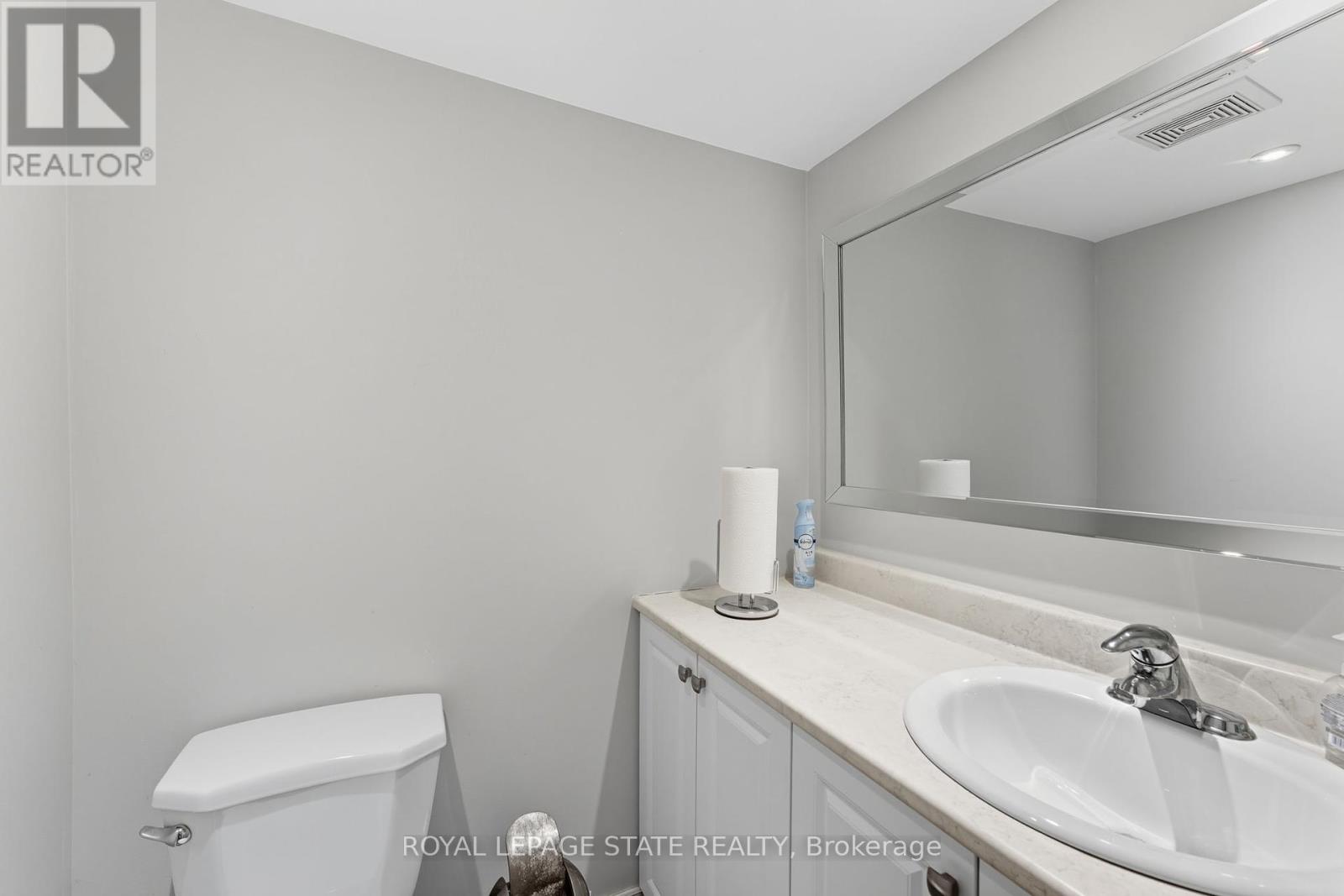 338 Trinity Church Road, Hamilton, Ontario  L0R 1P0 - Photo 12 - X12427390