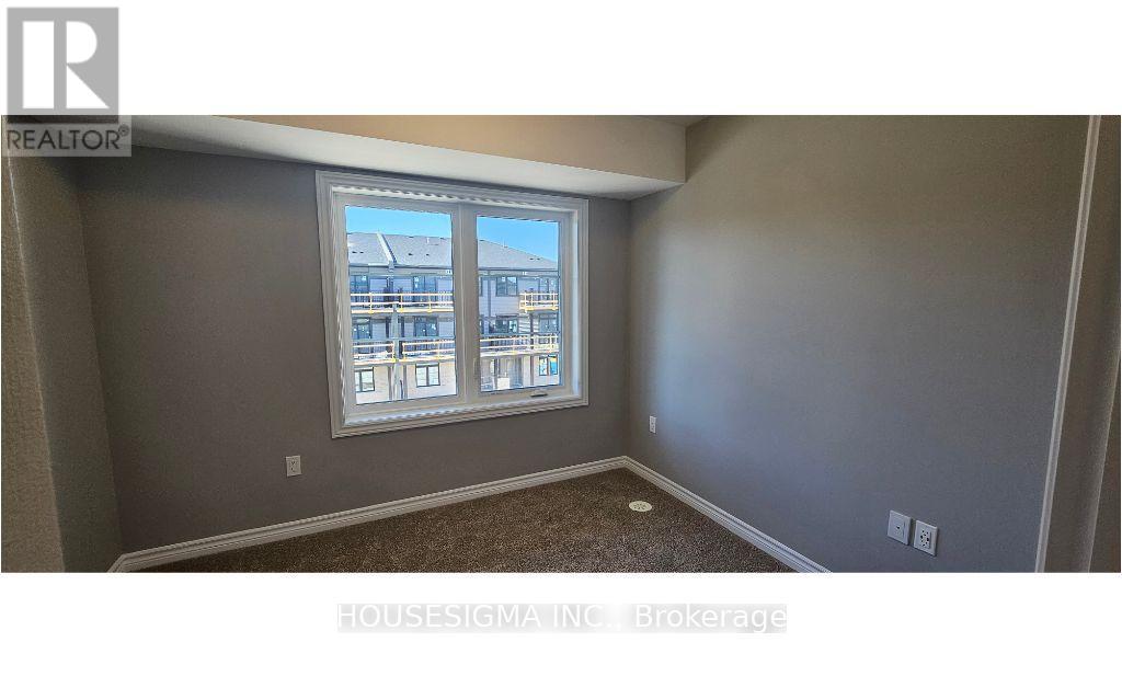 64 Lomond Lane, Kitchener, Ontario  N2R 0T6 - Photo 8 - X12427416