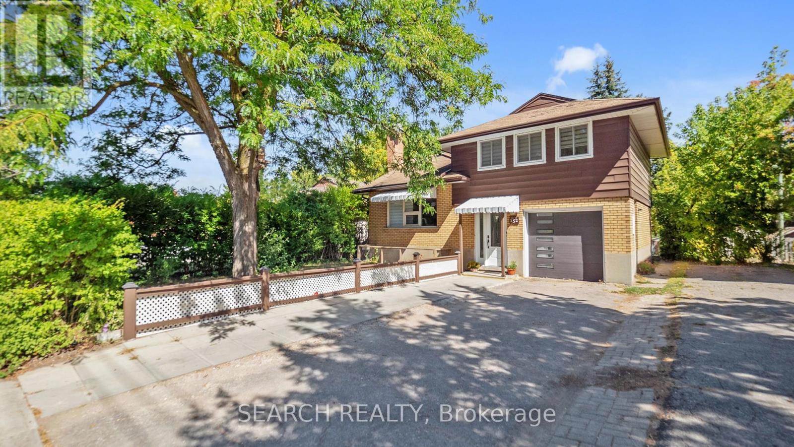 Property at 152 WEBER STREET N image 3