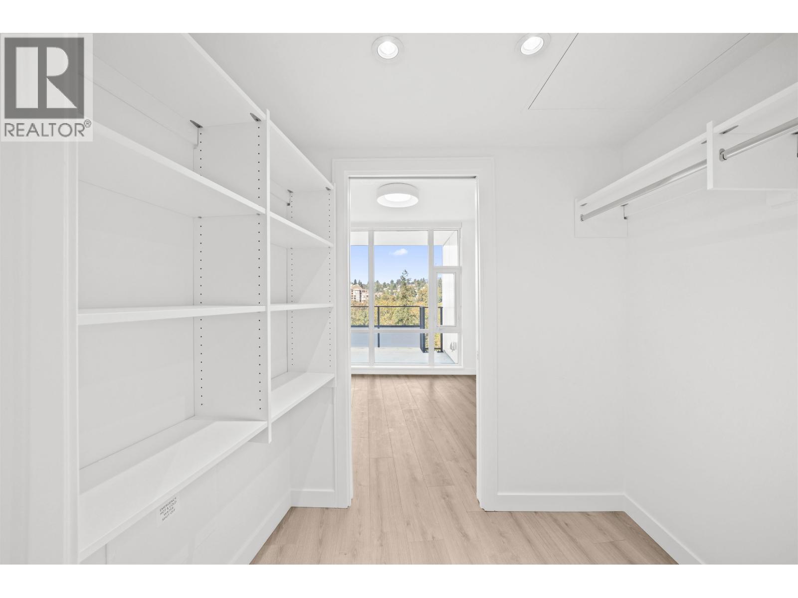 1209 1500 Fern Street, North Vancouver, British Columbia  V7J 1H6 - Photo 13 - R3052411
