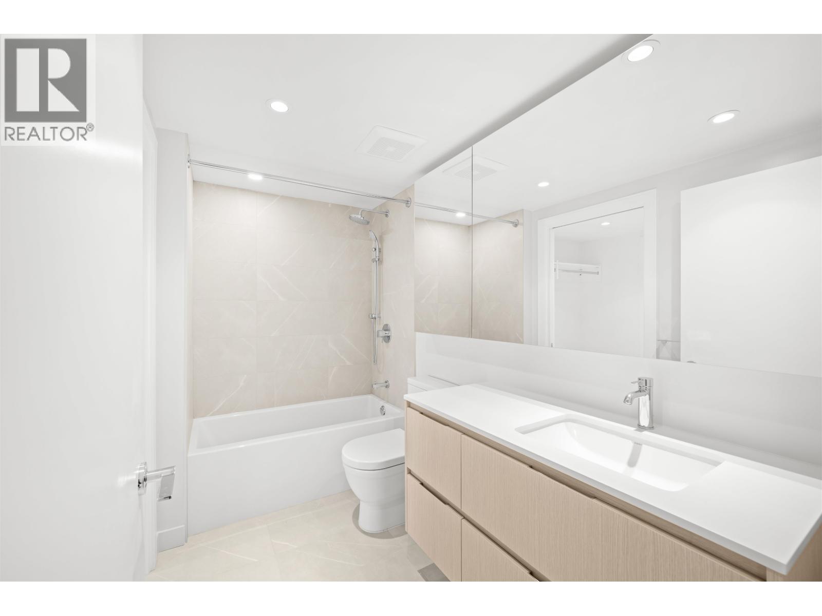 1209 1500 Fern Street, North Vancouver, British Columbia  V7J 1H6 - Photo 14 - R3052411
