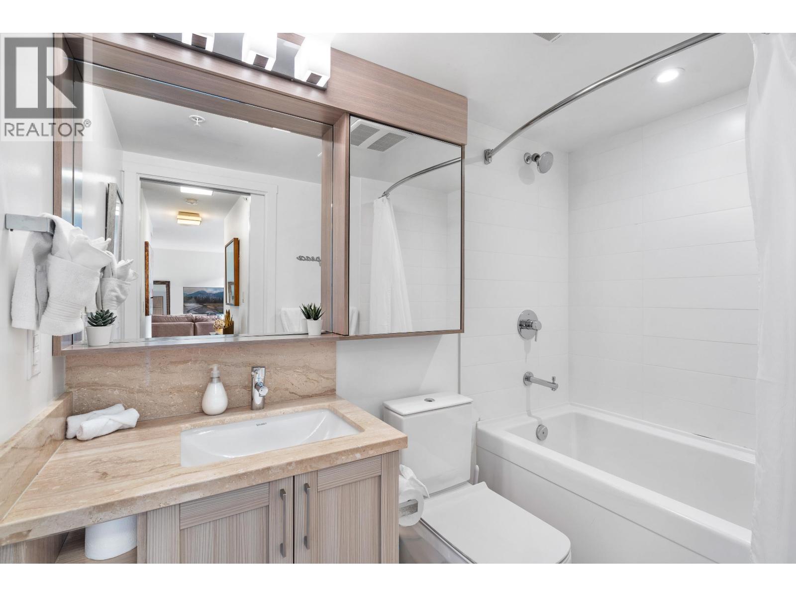303 5665 Boundary Road, Vancouver, British Columbia  V5R 0E4 - Photo 16 - R3052413