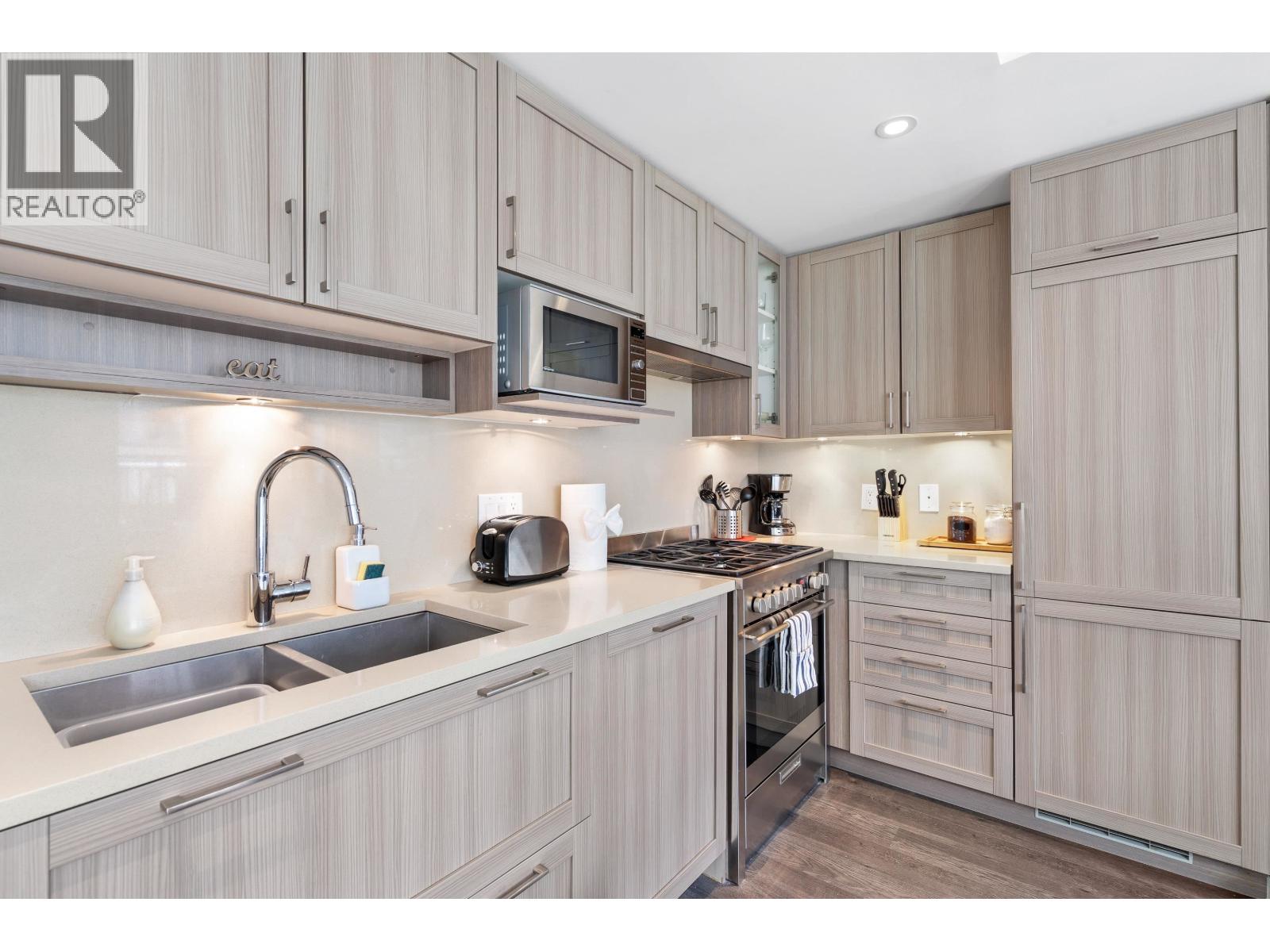 303 5665 Boundary Road, Vancouver, British Columbia  V5R 0E4 - Photo 5 - R3052413
