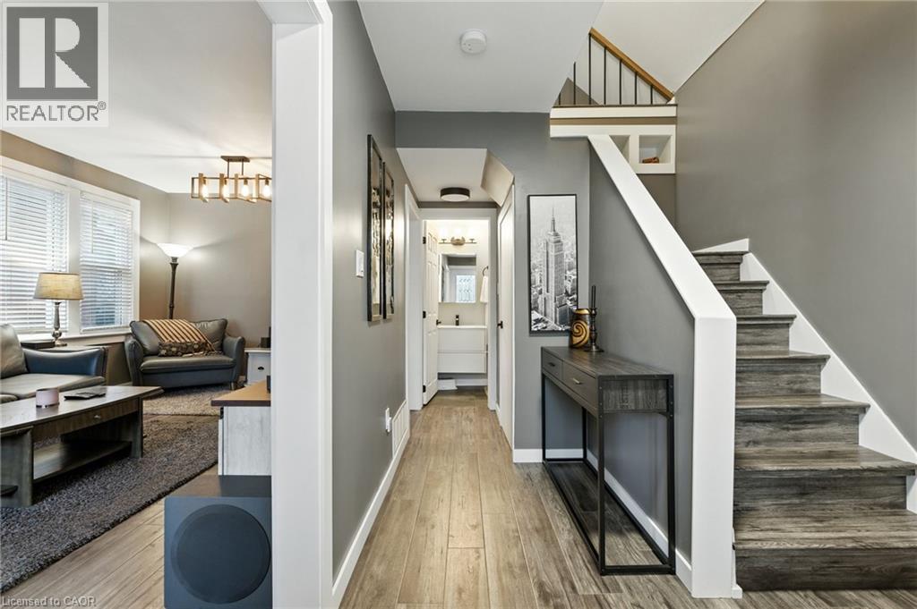 85 Crosthwaite Avenue N, Hamilton, Ontario  L8H 4V3 - Photo 8 - 40773791