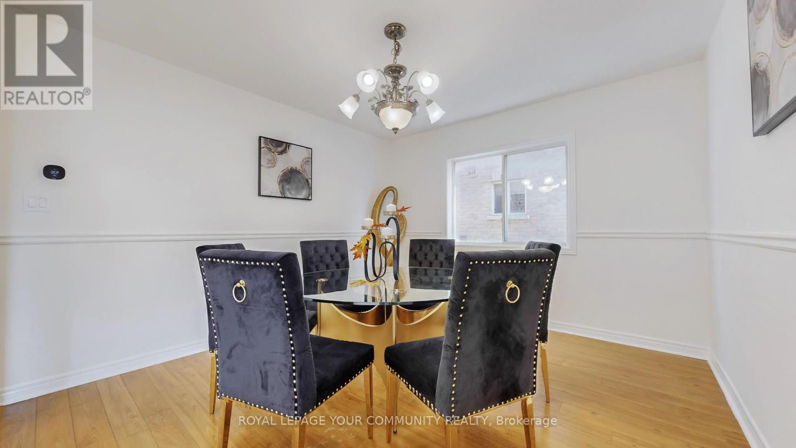 61 Mynden Way, Newmarket, Ontario  L3X 3A8 - Photo 11 - N12419291