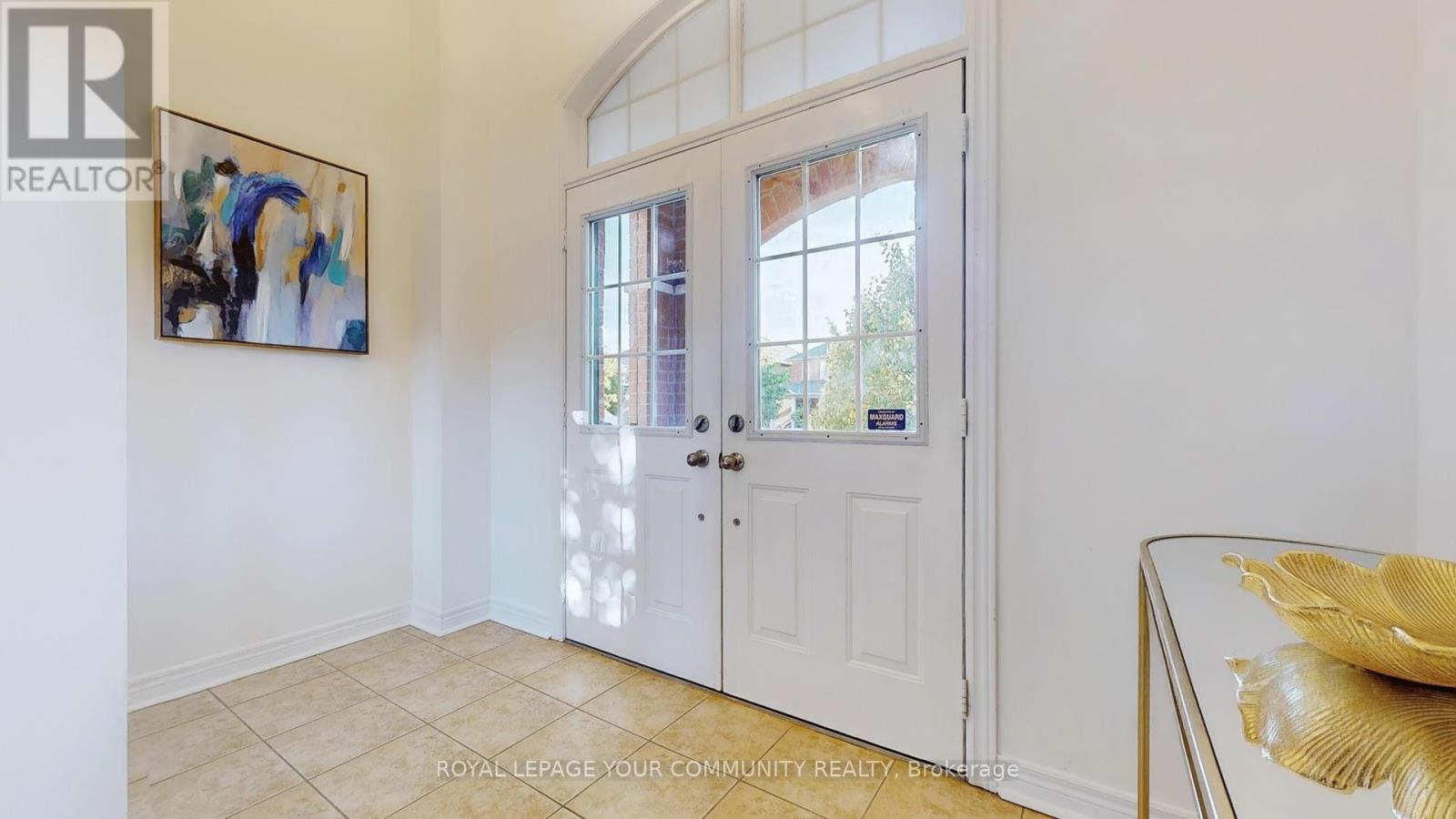 61 Mynden Way, Newmarket, Ontario  L3X 3A8 - Photo 25 - N12419291