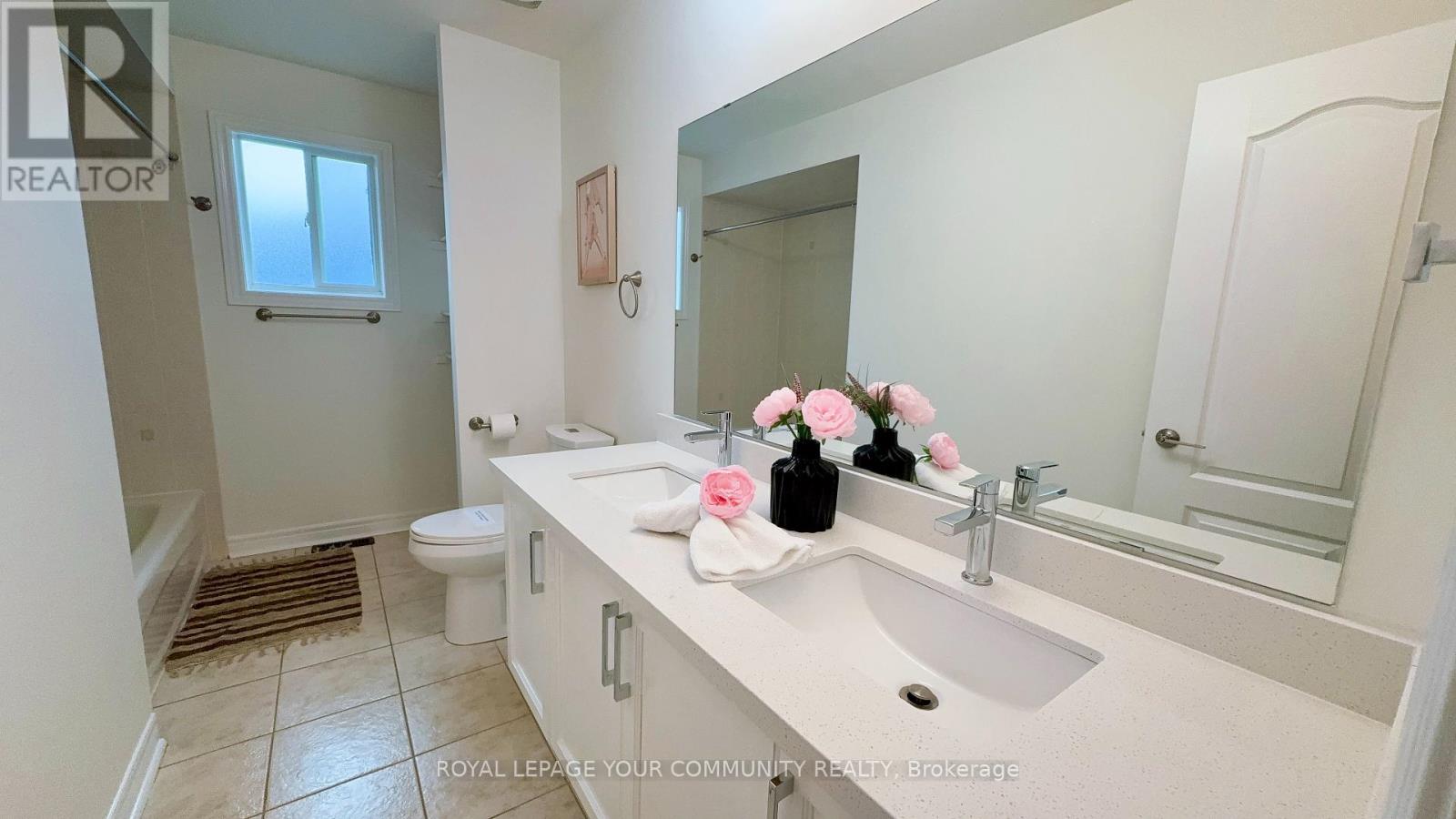 61 Mynden Way, Newmarket, Ontario  L3X 3A8 - Photo 30 - N12419291