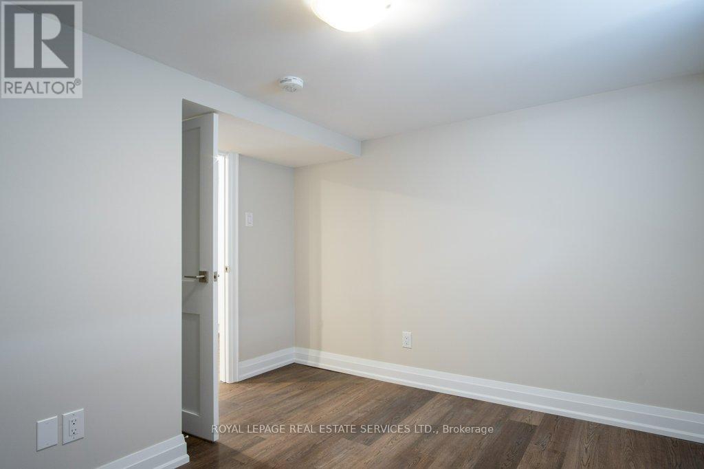 Lower - 256 Annette Street, Toronto, Ontario  M6P 1R1 - Photo 9 - W12426745