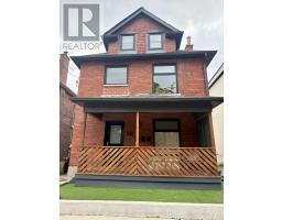 LOWER - 256 ANNETTE STREET, Toronto, Ontario