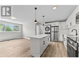 13 - 400 Scenic Drive, London South (South J), Ca