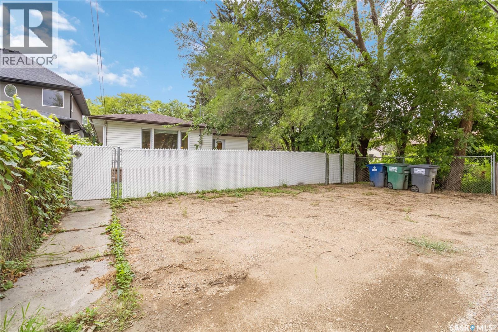 1203 15th Street E, Saskatoon, Saskatchewan  S7N 0R6 - Photo 43 - SK015077