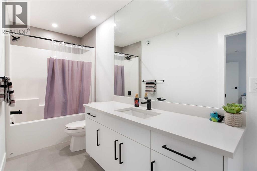 21 Lucas Cove Nw, Calgary, Alberta  T3P 1M4 - Photo 40 - A2253197