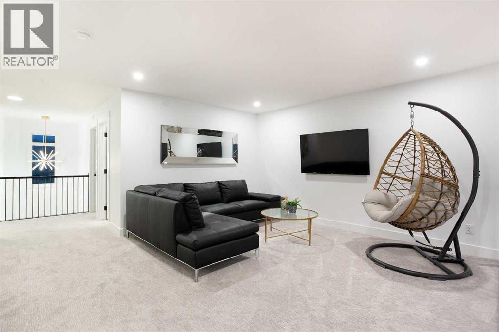 21 Lucas Cove Nw, Calgary, Alberta  T3P 1M4 - Photo 28 - A2253197