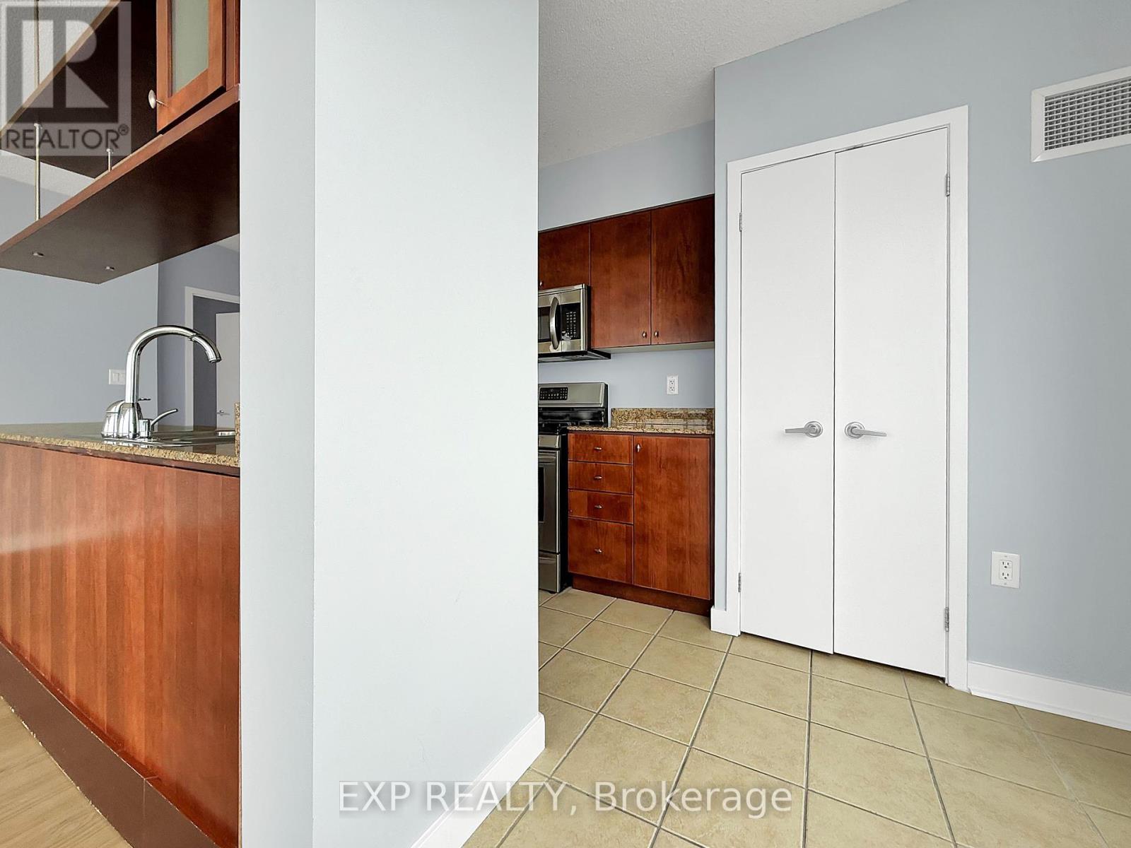 3202 - 5 Mariner Terrace, Toronto, Ontario  M5V 3V6 - Photo 33 - C12427500