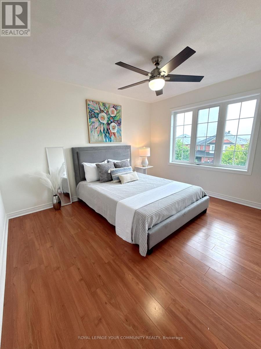 61 Mynden Way, Newmarket, Ontario  L3X 3A8 - Photo 37 - N12419291