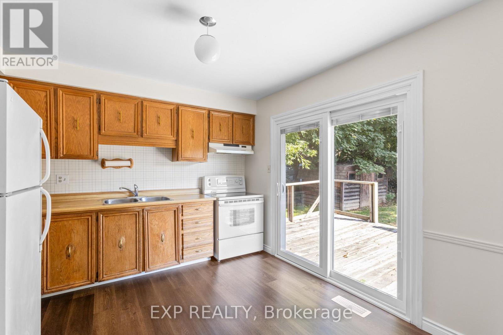 70 Pilkington Crescent, Whitby, Ontario  L1N 6G1 - Photo 13 - E12427567
