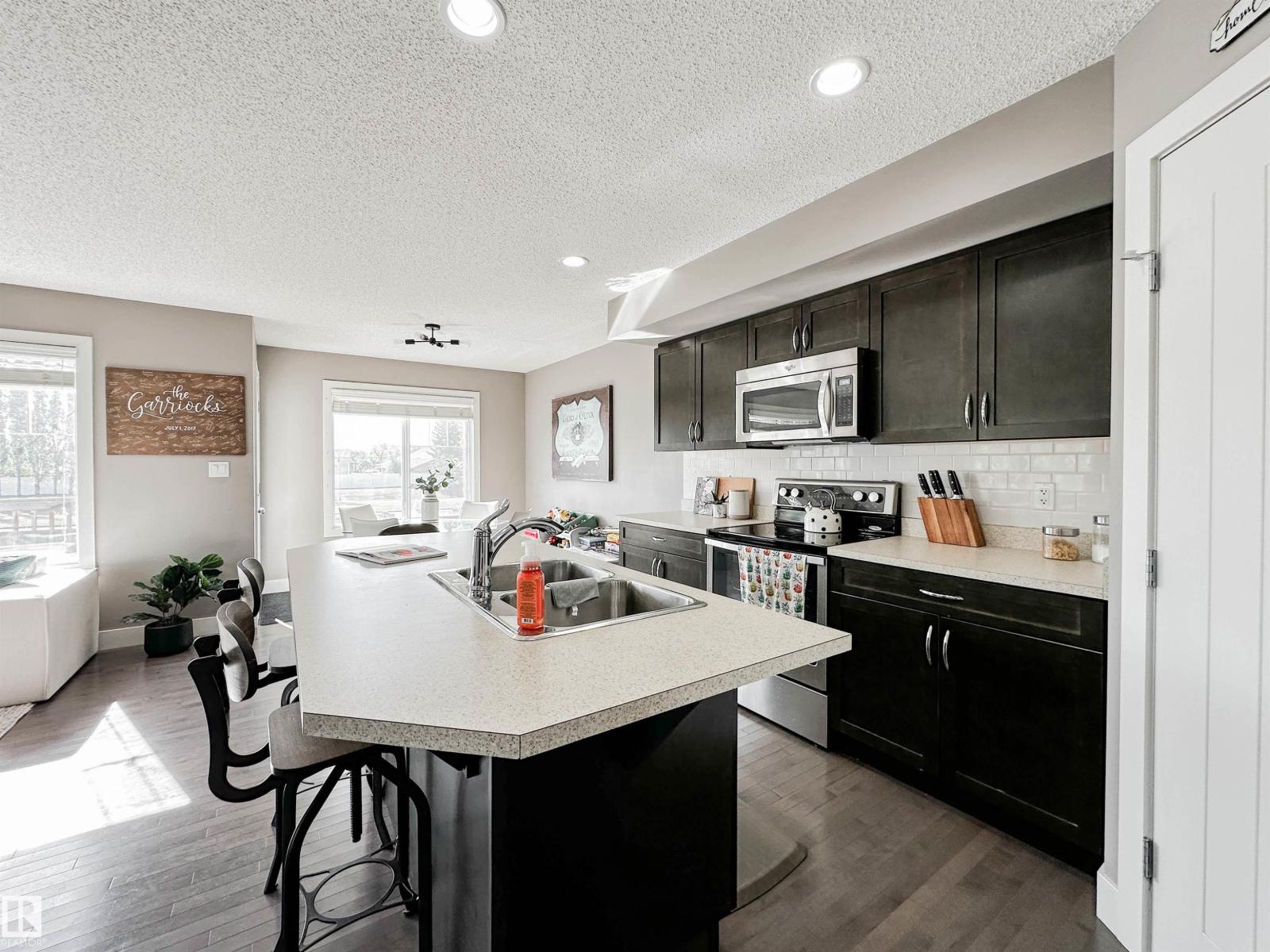 12009 167a Av Nw, Edmonton, Alberta  T5X 0G5 - Photo 5 - E4459533