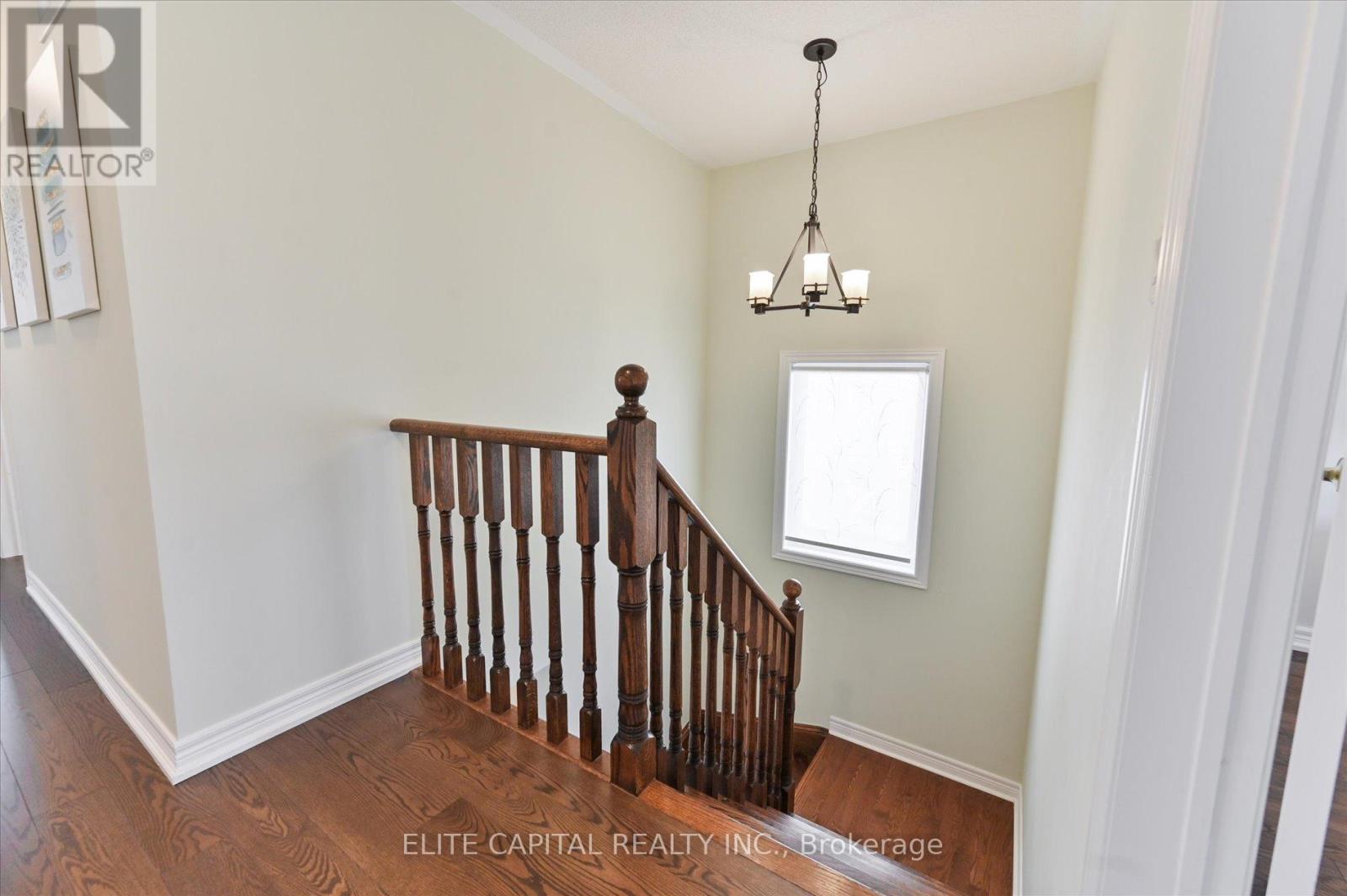 7 Salix Avenue, Whitchurch-Stouffville, Ontario  L4A 1S1 - Photo 18 - N12427483