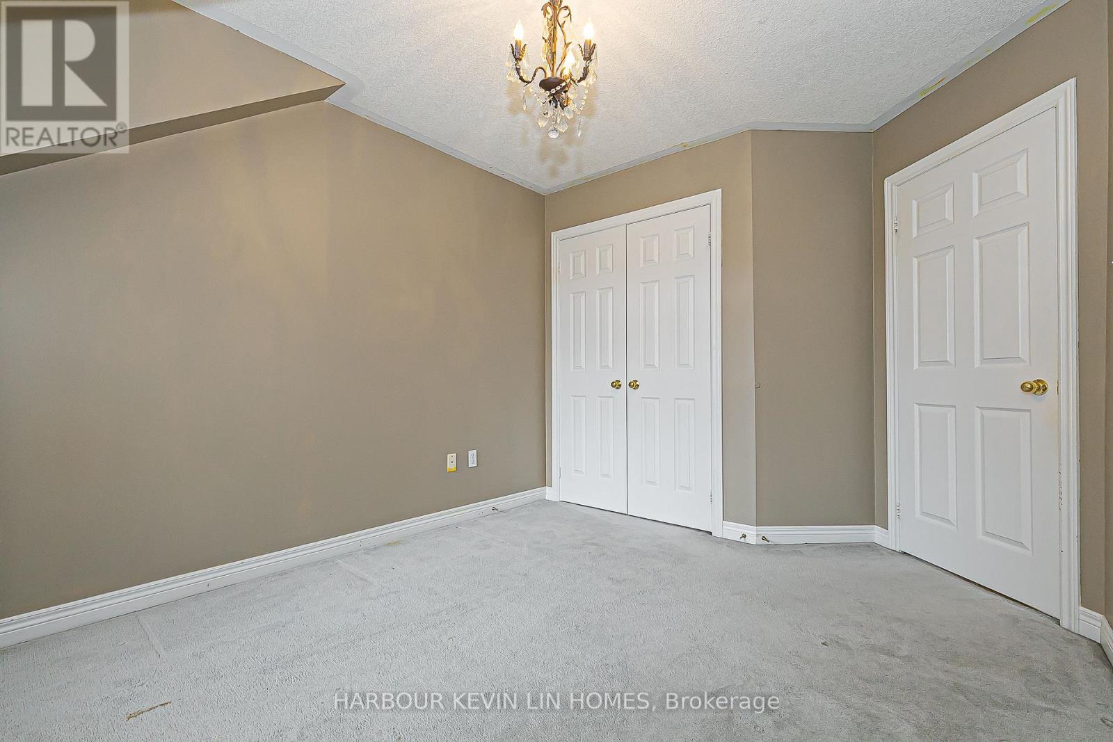 46 Country Glen Road, Markham, Ontario  L6B 1B5 - Photo 32 - N12427502