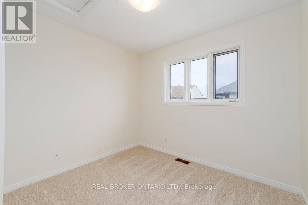 8 Drayton Private, Ottawa, Ontario  K1K 4R1 - Photo 22 - X12427511
