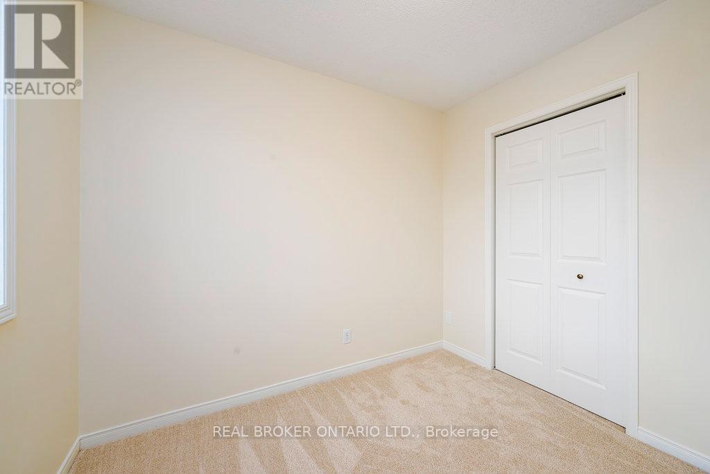 8 Drayton Private, Ottawa, Ontario  K1K 4R1 - Photo 24 - X12427511
