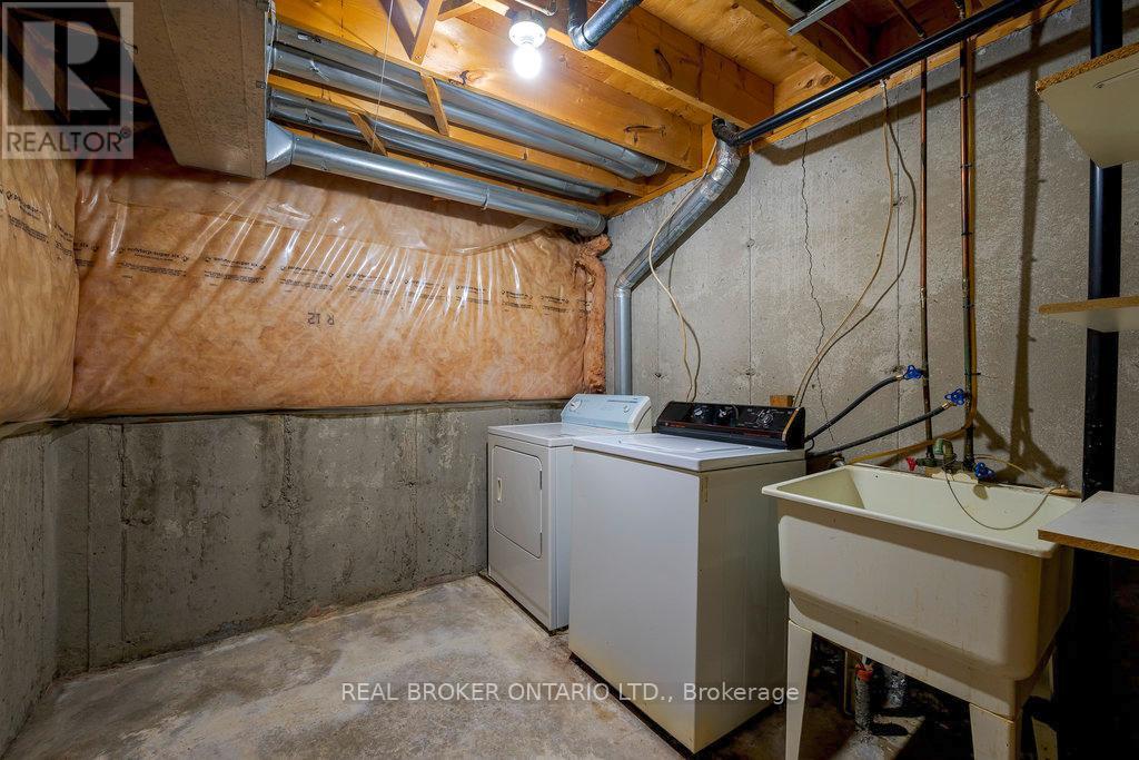 8 Drayton Private, Ottawa, Ontario  K1K 4R1 - Photo 25 - X12427511