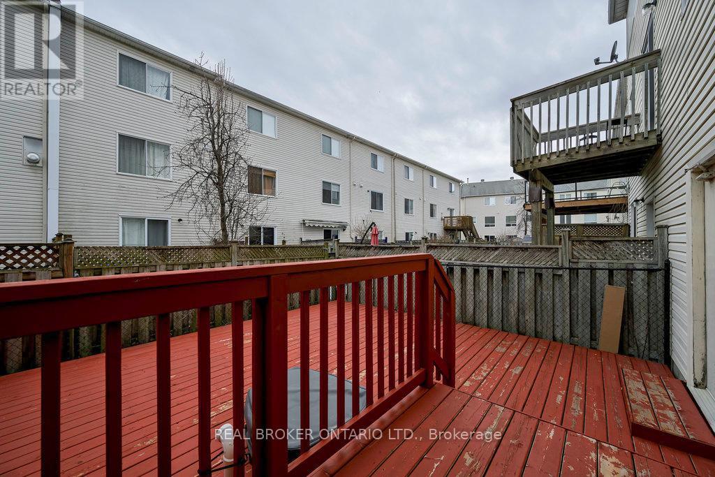 8 Drayton Private, Ottawa, Ontario  K1K 4R1 - Photo 26 - X12427511
