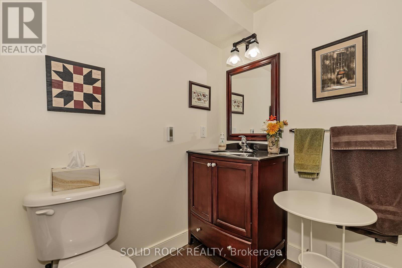 6800 Dwyer Hill Road, Ottawa, Ontario  K7A 4S6 - Photo 41 - X12427526