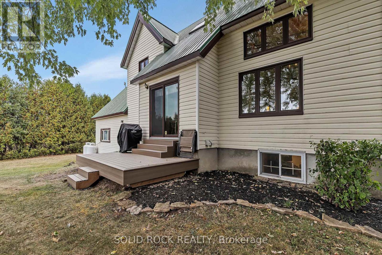 6800 Dwyer Hill Road, Ottawa, Ontario  K7A 4S6 - Photo 8 - X12427526