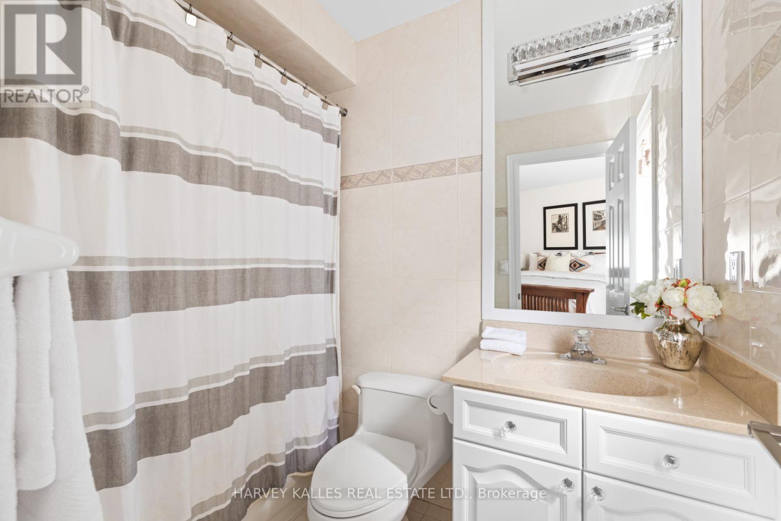 60 Bowan Court, Toronto, Ontario  M2K 3A7 - Photo 28 - C12421107