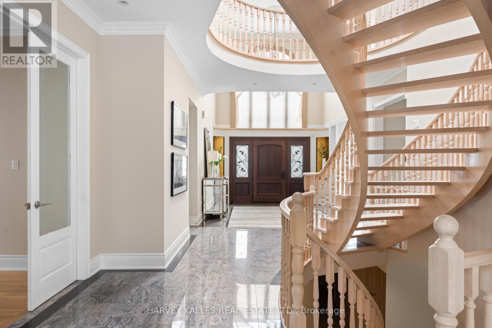 60 Bowan Court, Toronto, Ontario  M2K 3A7 - Photo 17 - C12421107