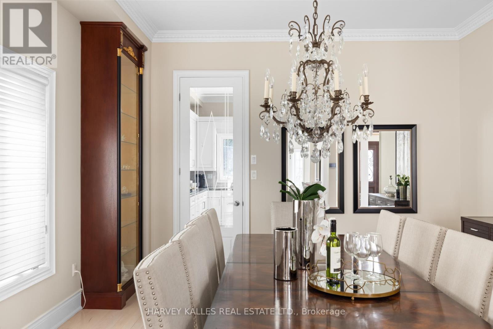 60 Bowan Court, Toronto, Ontario  M2K 3A7 - Photo 7 - C12421107