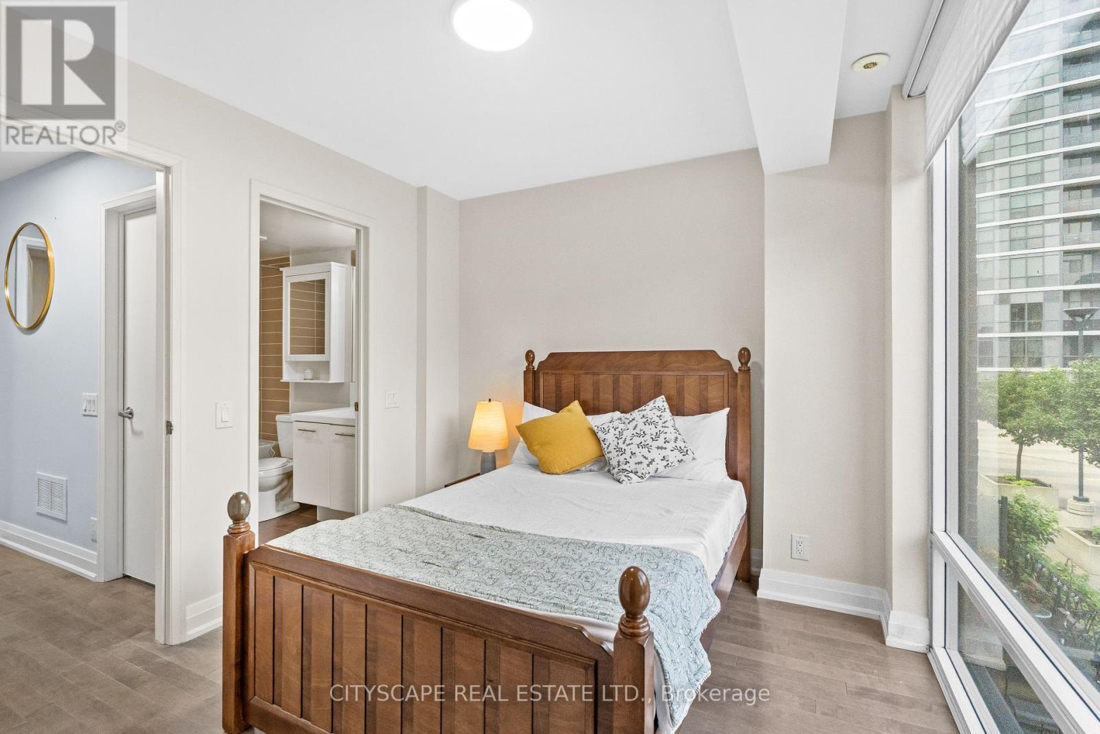 50 - 23 Valhalla Inn Road, Toronto, Ontario  M9B 1S9 - Photo 30 - W12427494