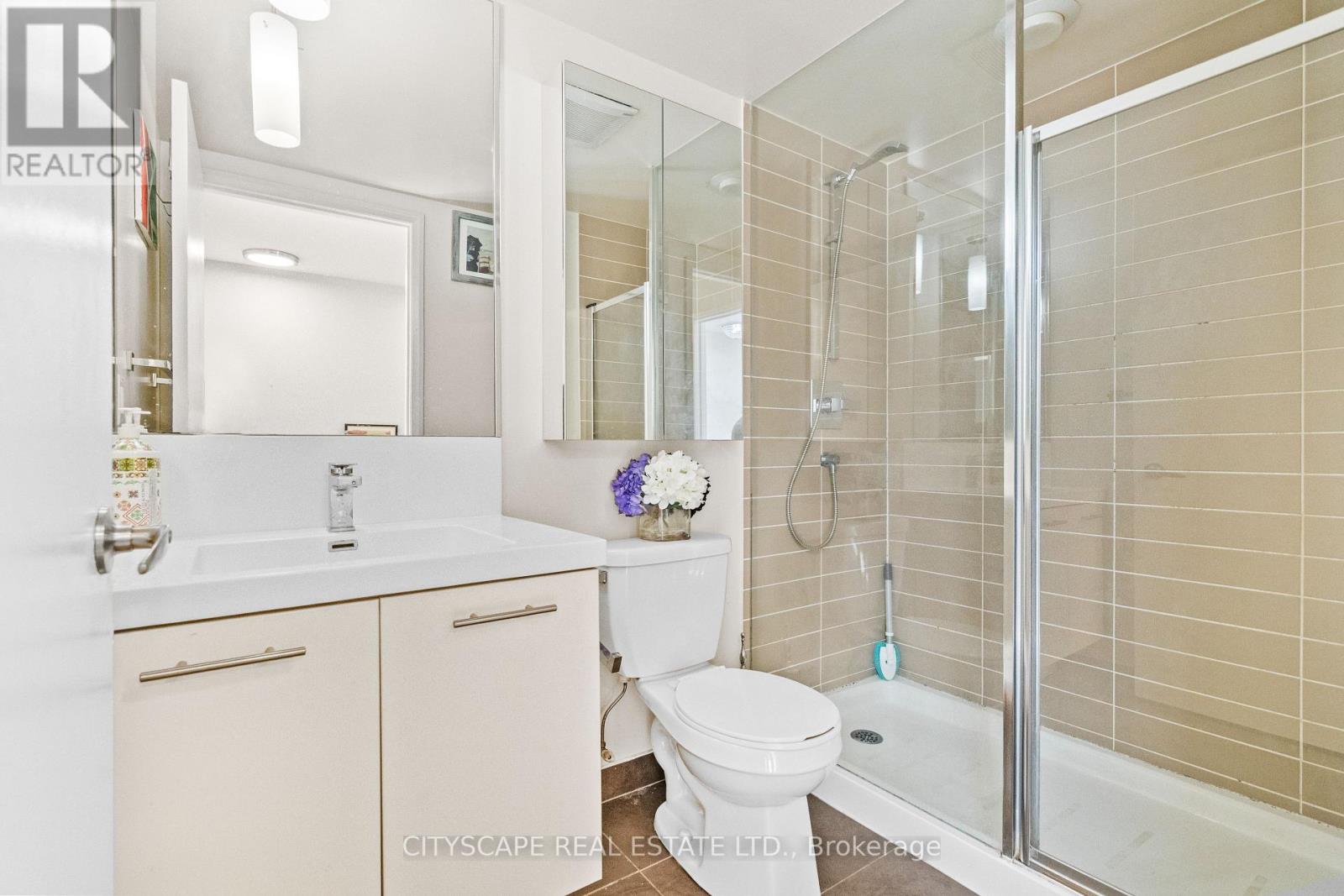 50 - 23 Valhalla Inn Road, Toronto, Ontario  M9B 1S9 - Photo 35 - W12427494