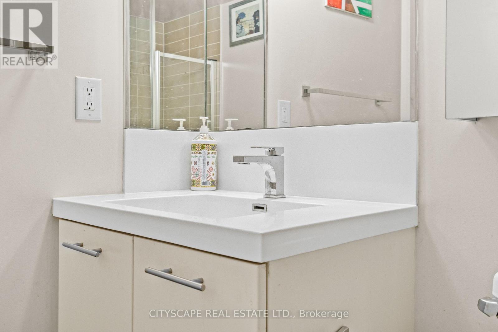 50 - 23 Valhalla Inn Road, Toronto, Ontario  M9B 1S9 - Photo 36 - W12427494