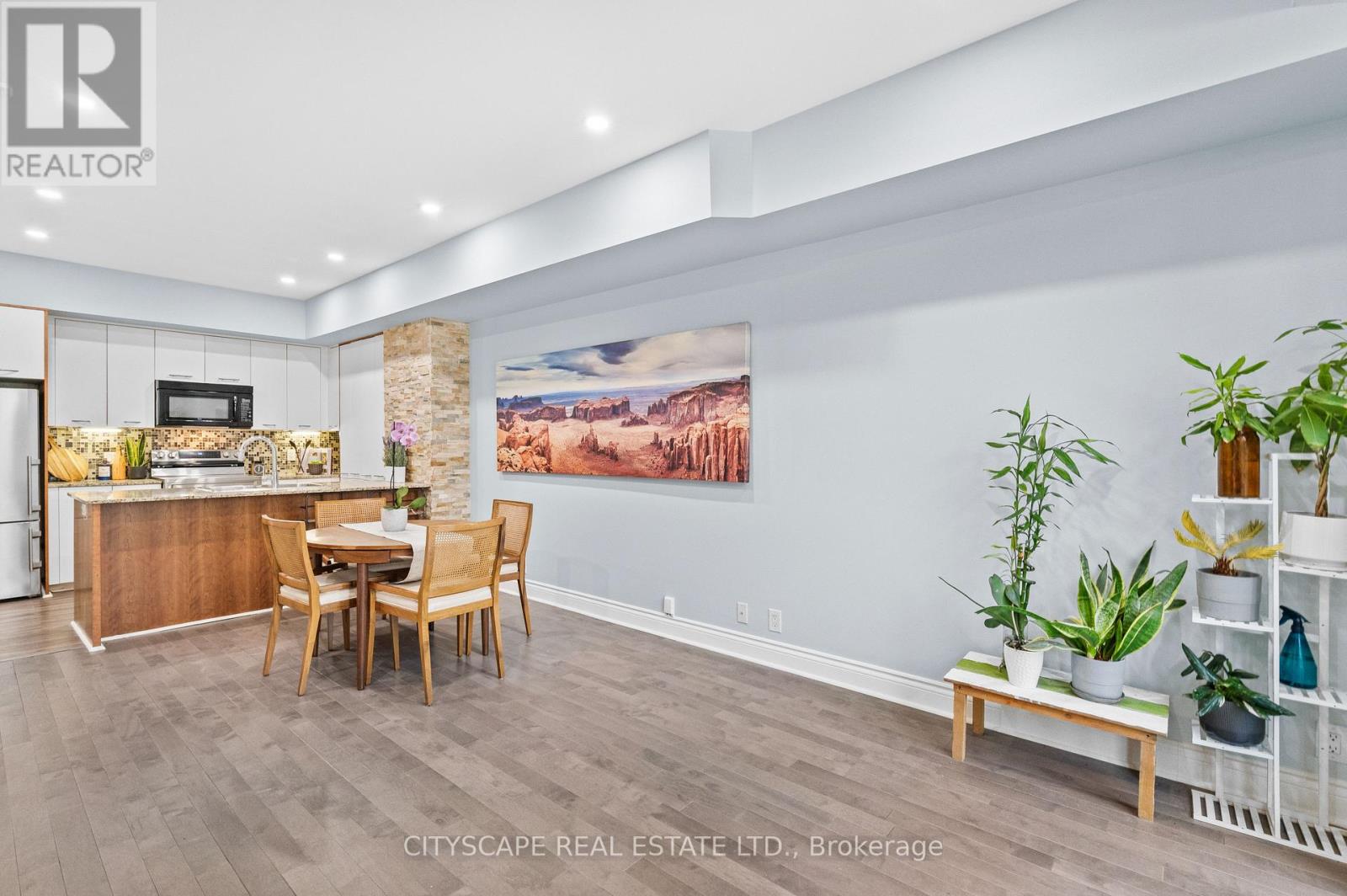 50 - 23 Valhalla Inn Road, Toronto, Ontario  M9B 1S9 - Photo 6 - W12427494