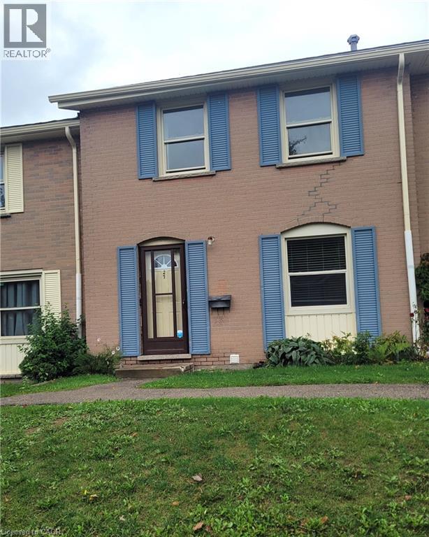 Property at 27 QUEENSTON Drive image 1