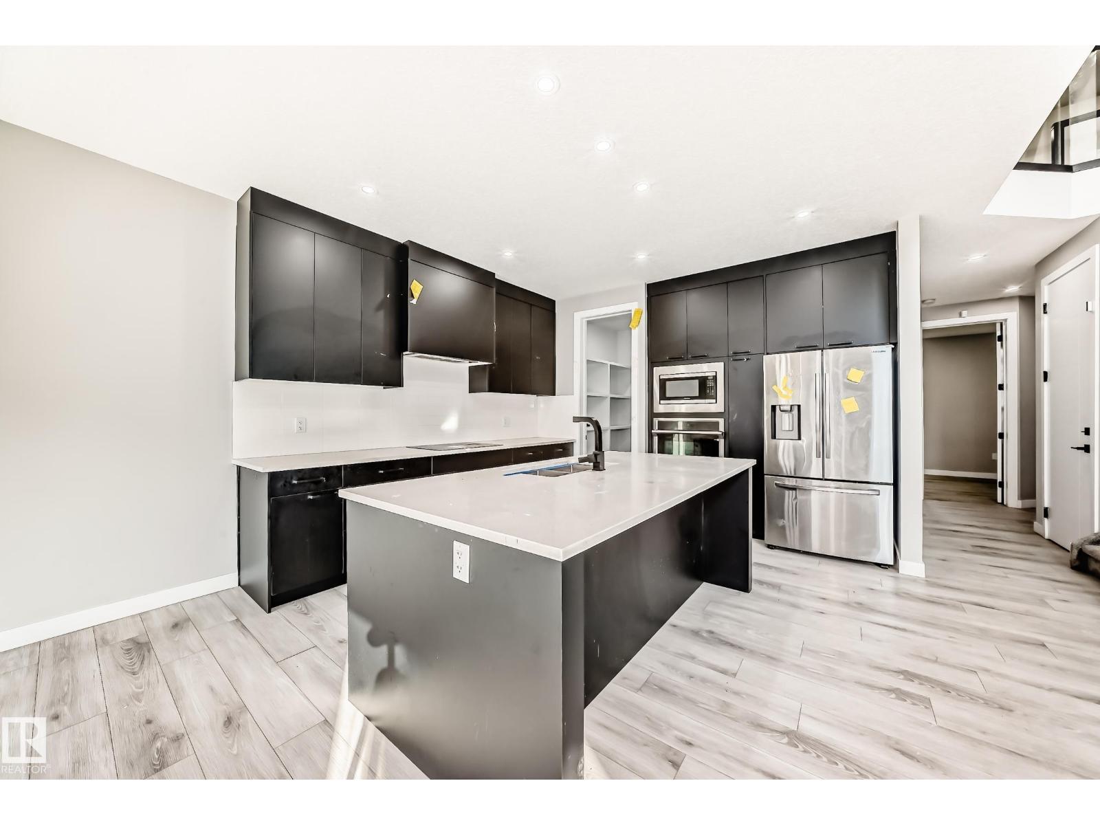 6819 171 Av Nw, Edmonton, Alberta  T5Z 0W2 - Photo 3 - E4459535