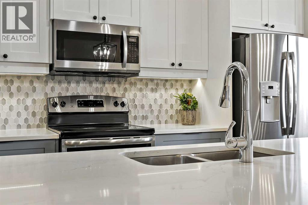 194 Canals Close Sw, Airdrie, Alberta  T4B 0S5 - Photo 6 - A2259378