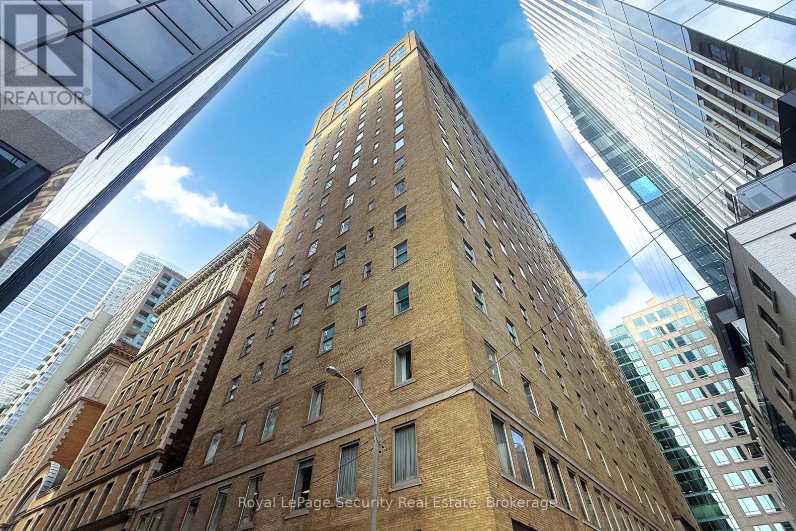 323 - 22 Leader Lane, Toronto, Ontario  M5E 0B2 - Photo 2 - C12427503